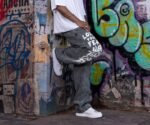 Curva B248 WIDE LEG GRIS LETRAS ESTAMPA Y ROTURA - Imagen 4